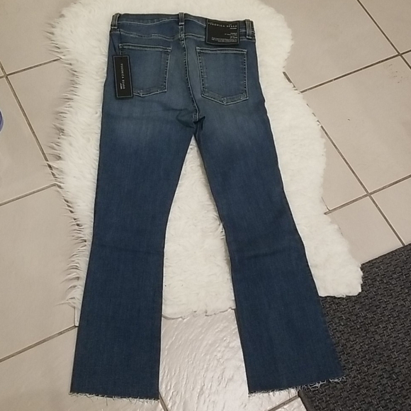 💕VERONICA BEARD💕 Carly High Rise Kick Flare Jean - Picture 10 of 16